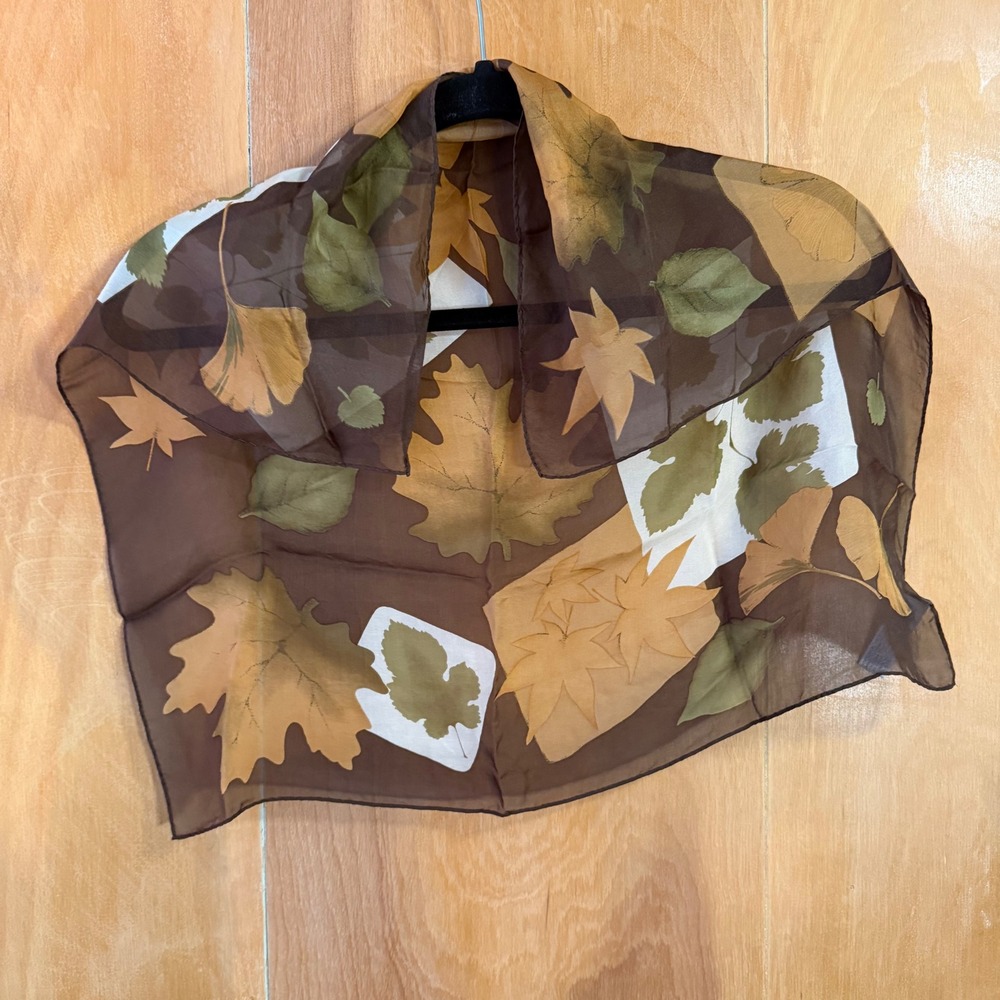 Elaine Gold Collection XIIX Silk Scarf Brown Botanical Autumn Leaf Print 21x20 - Picture 3 of 11